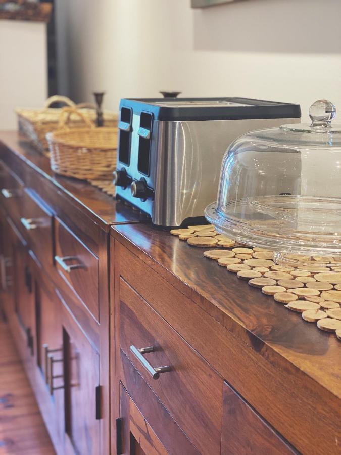 Domaine Steinbach Cidrerie B&B Distillerie St-Pierre-de-l'Île-d'Orléans エクステリア 写真